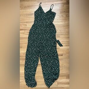 Kaileigh Dark Green Floral jumpsuit